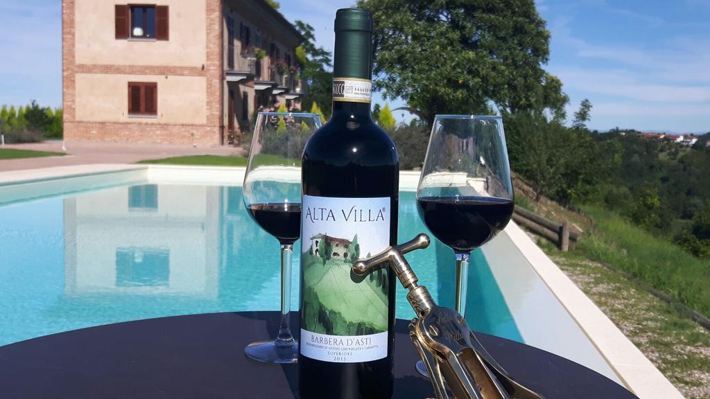 Alta Villa The Countryhouse Adults Only Boutique Bnb Vigliano d'Asti Εξωτερικό φωτογραφία